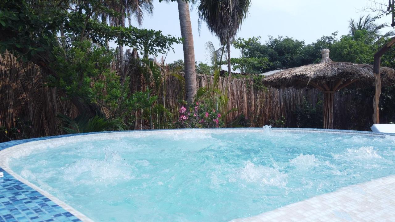 Ashly Loma Larga Hotel Acapulco Buitenkant foto