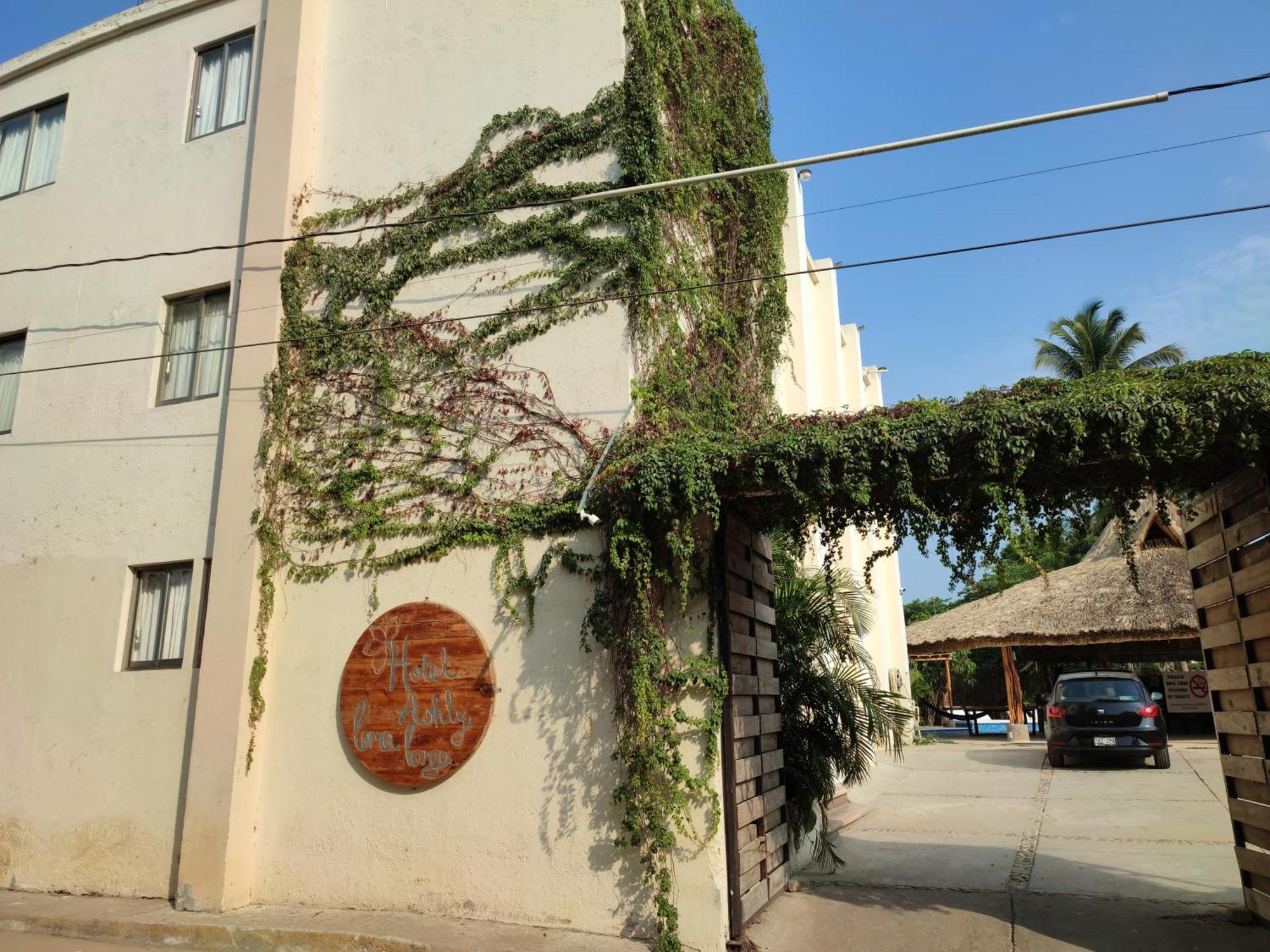 Ashly Loma Larga Hotel Acapulco Buitenkant foto
