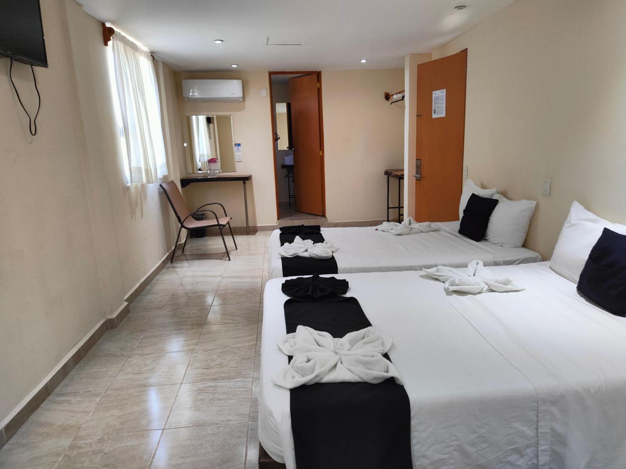 Ashly Loma Larga Hotel Acapulco Buitenkant foto