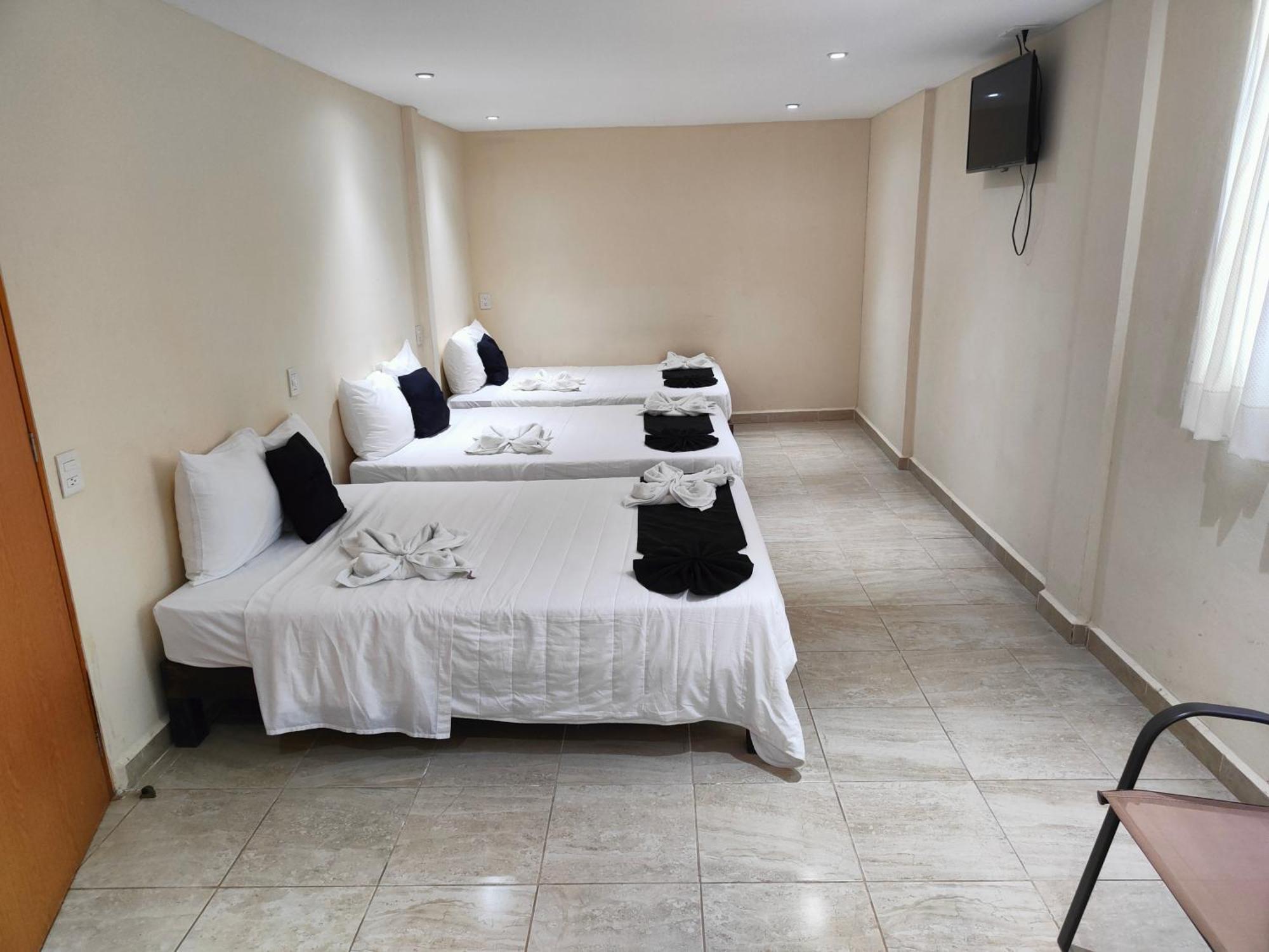 Ashly Loma Larga Hotel Acapulco Buitenkant foto