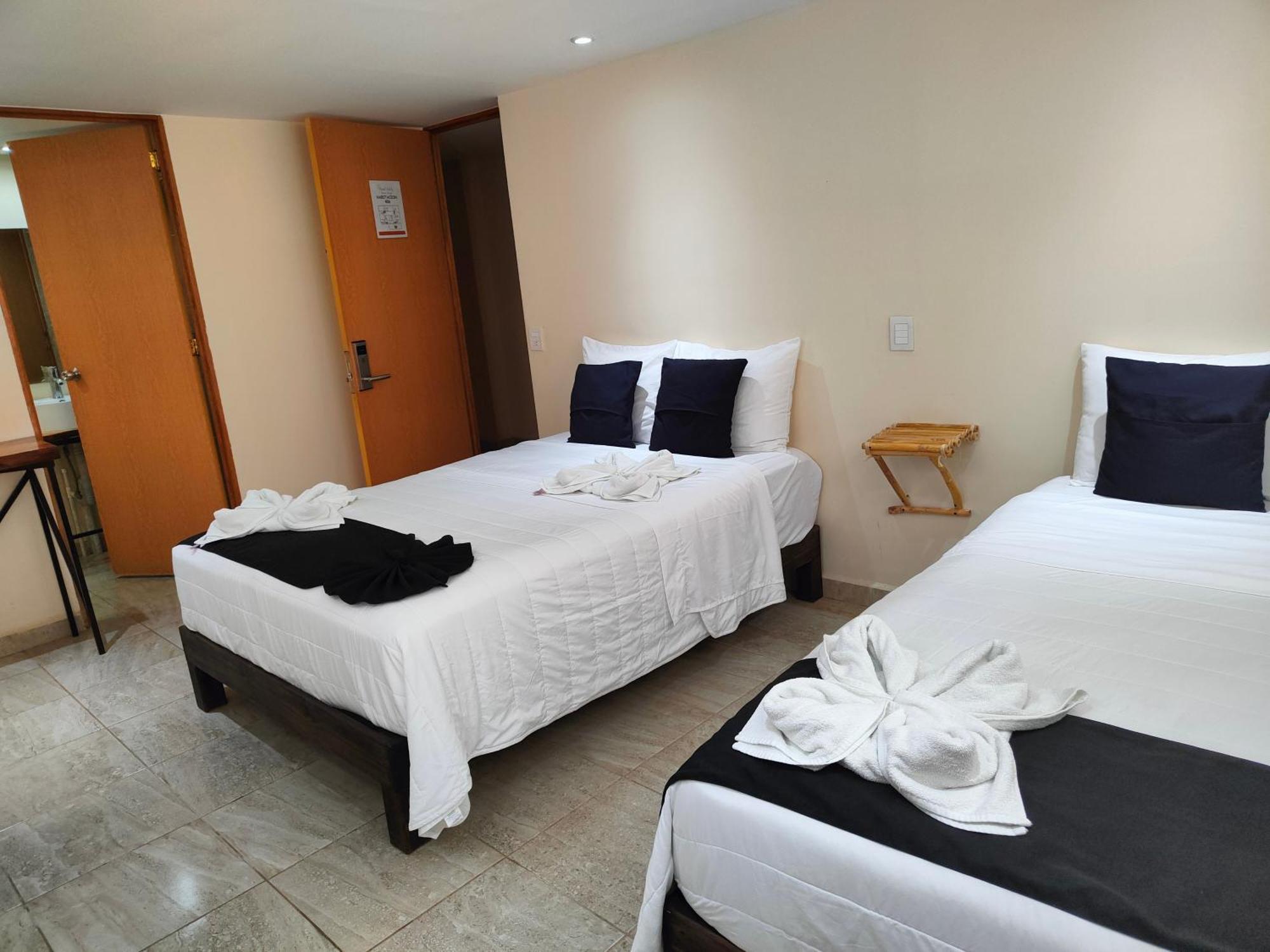 Ashly Loma Larga Hotel Acapulco Buitenkant foto